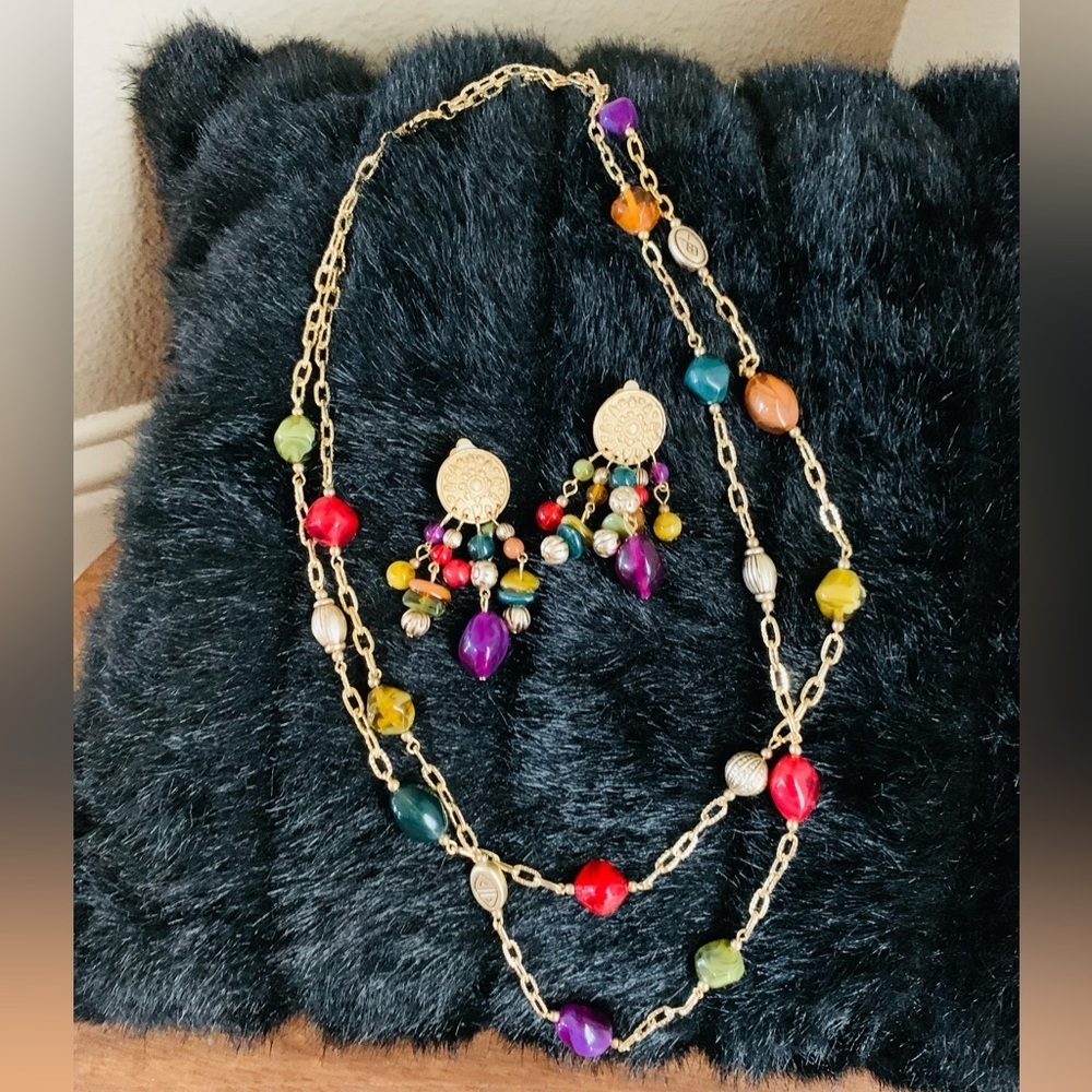Multicolored Beaded Necklace‎ and Earrings Set
